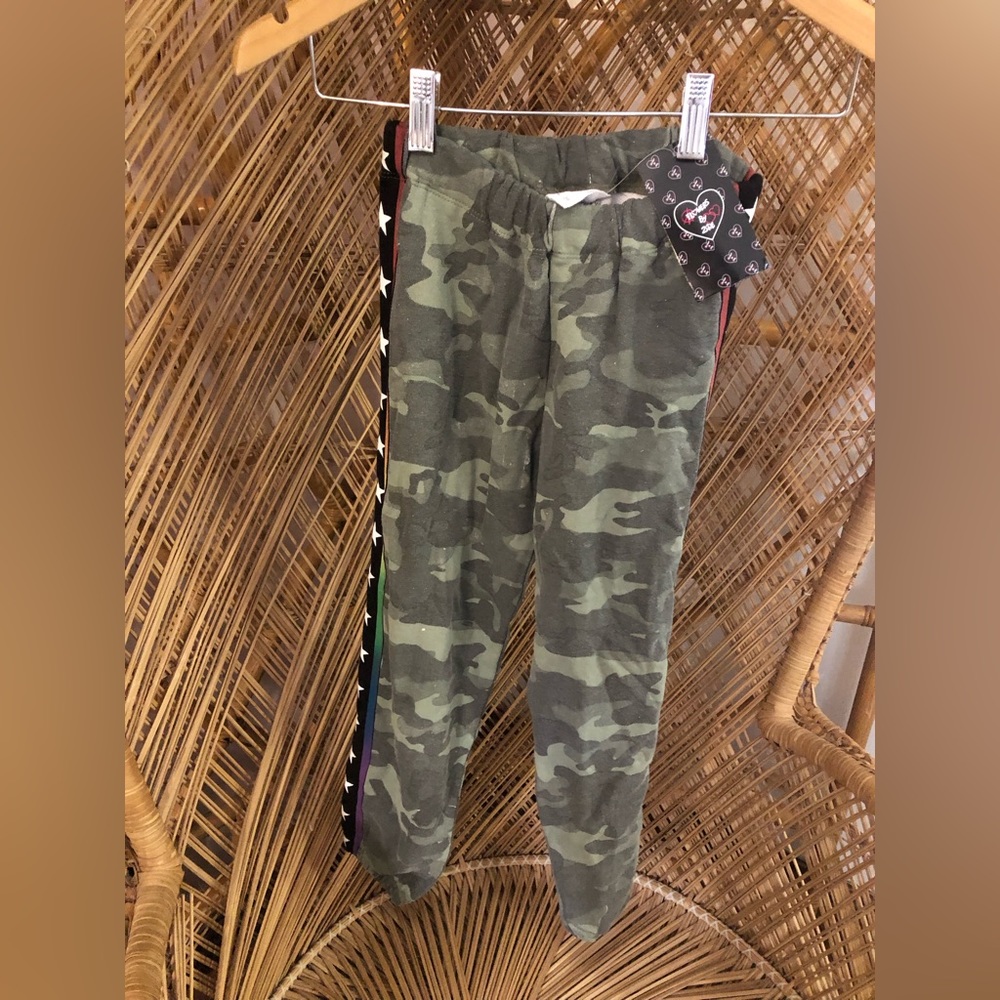FLOWERS BY ZOE Camouflage size 6x